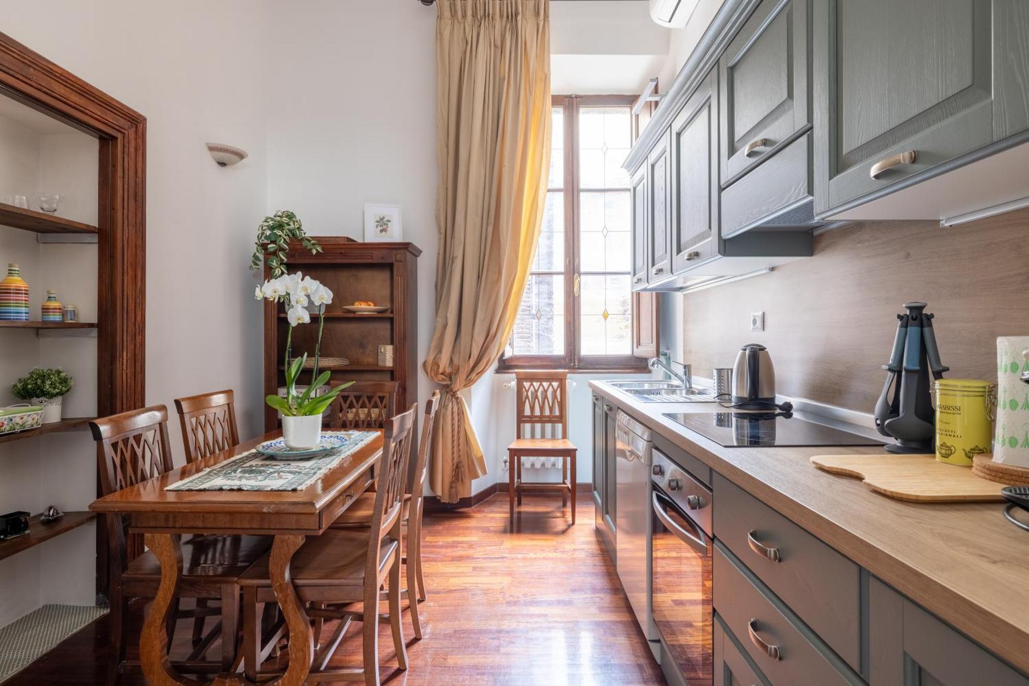 Luxury Apartment In The Heart Of Rome - Near Metro A And B Екстер'єр фото
